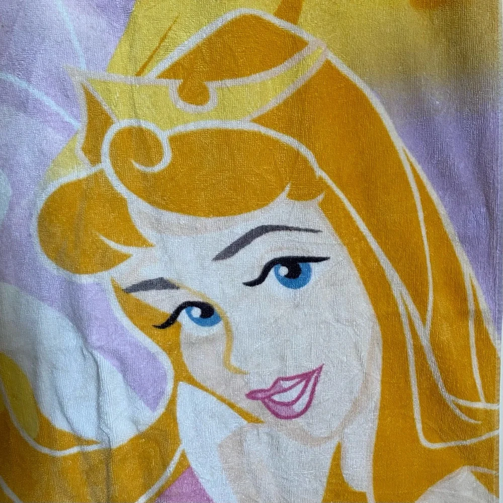 Disney Store Princess Beach Towel Snow White Cinderella Sleeping Beauty Vintage